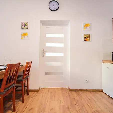 Apartment Center Standard 3